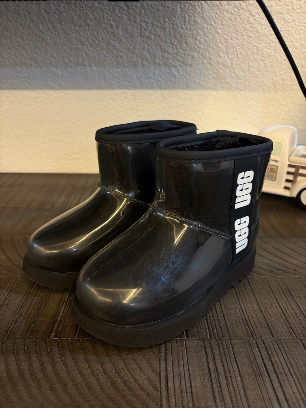 UGG Kids Black Glossy Short Rain Boots